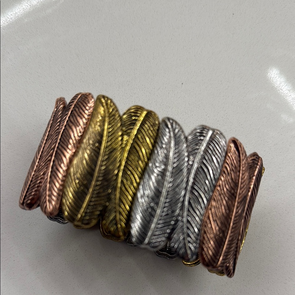 Tri-Color Feather Bracelet